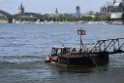 Schiff 1 Koeln in Hoehe der Koelner Zoobruecke P153